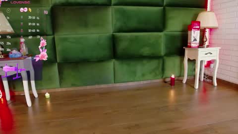 Selen online show from 12/05/25, 08:05