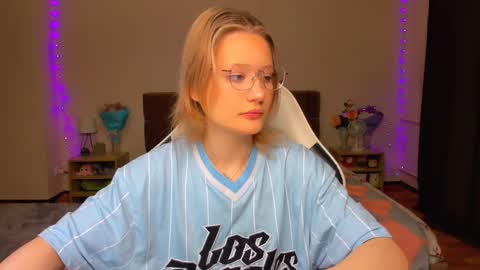 Simon and Alice online show from 09/10/25, 08:53