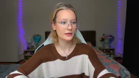 Simon and Alice online show from 09/12/25, 09:26