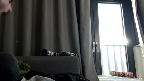 Snapshot of selfiepicdump chatting on 01/03/25, 01:25 Julian Kinky Bi-guy online show from 01/03/25, 01:25