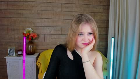 SelinSwarovski online show from 02/04/25, 12:29