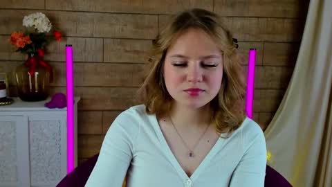 SelinSwarovski online show from 03/08/25, 09:40