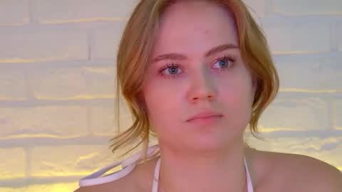 SelinSwarovski online show from 09/22/25, 04:36