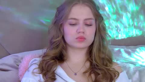 SelinSwarovski online show from 10/04/25, 05:11