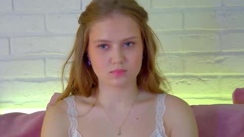 SelinSwarovski online show from 02/19/26, 07:10