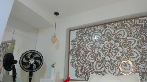 Selket online show from 12/02/24, 11:45