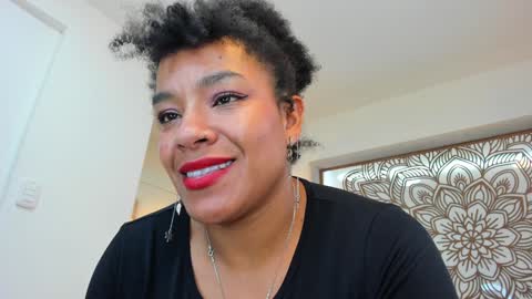 Selket online show from 01/06/25, 02:14