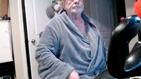 selkie2s online show from 04/04/26, 08:50