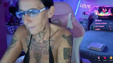 Snapshot of selvaggia_del_caribe chatting on 05/02/26, 06:24 Selvaggia Del Caribe online show from 05/02/26, 06:24