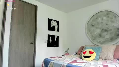 Selyn online show from 04/14/26, 01:06