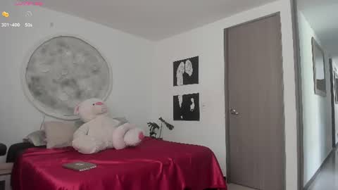 Snapshot of selyn_ chatting on 07/02/26, 12:22 Selyn online show from 07/02/26, 12:22