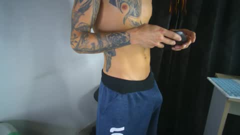 sem_alas online show from 11/11/25, 02:22