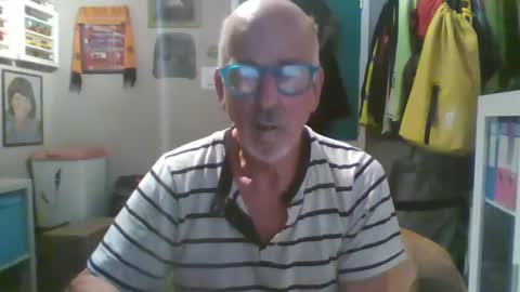 Snapshot of semajstretsa chatting on 05/16/26, 09:13 frederick online show from 05/16/26, 09:13