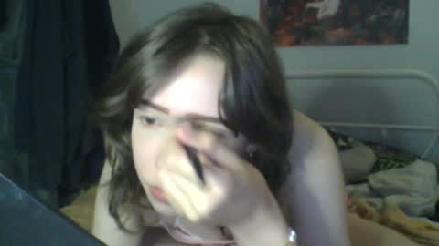 goddess esme  online show from 10/18/25, 12:02