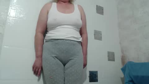 Lenna online show from 03/20/26, 06:51