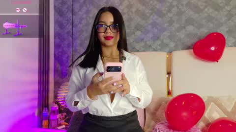 Sennia online show from 02/04/26, 01:50