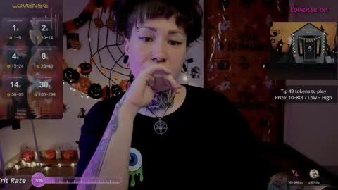 senorita_dakota online show from 11/04/25, 11:37