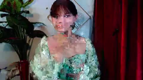 sensational_yeng online show from 10/23/25, 02:27