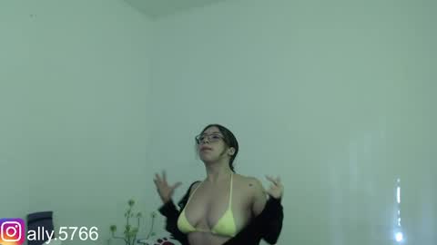 Your Boys online show from 04/19/26, 09:28