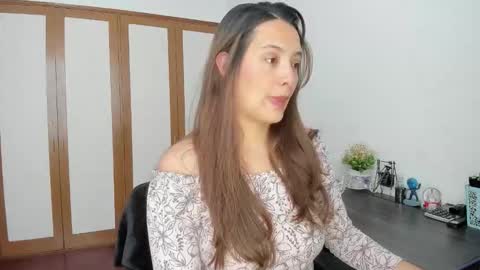 Samantha -  online show from 10/08/25, 08:50