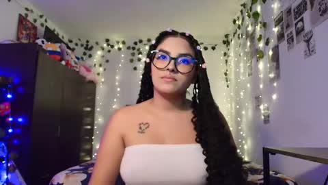 Camille and sophie online show from 01/16/26, 01:53