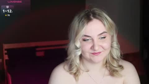 Ilona online show from 04/01/26, 12:00