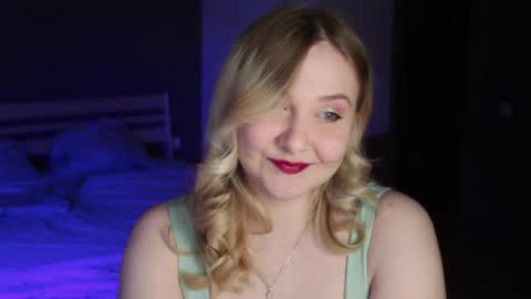 Ilona online show from 06/30/26, 12:22