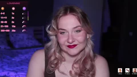 Ilona online show from 07/27/26, 11:23