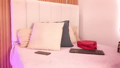 Sensual Kim77 online show from 07/14/26, 12:33