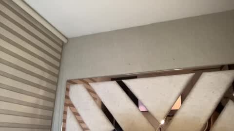 Snapshot of sensual_little_angel chatting on 12/03/24, 07:43 Nataly online show from 12/03/24, 07:43