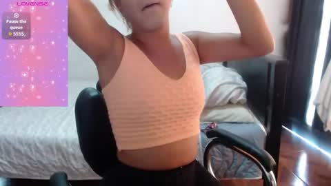 Snapshot of sensual_natalie chatting on 07/10/26, 05:26 sensual_natalie online show from 07/10/26, 05:26