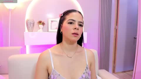 Sophie     online show from 03/07/26, 07:11