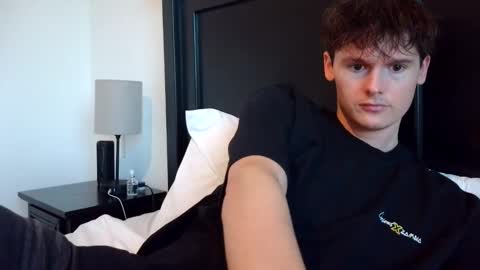 Cam online show from 04/28/26, 11:43