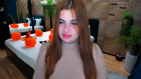 Becca online show from 11/04/25, 01:05