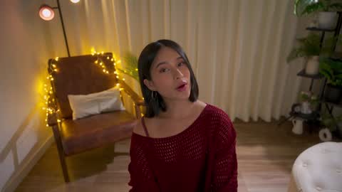 Maria- OF sensual bee online show from 12/23/24, 11:28