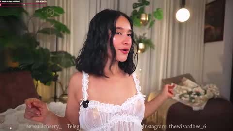 Maria- OF sensual bee online show from 09/12/25, 01:17