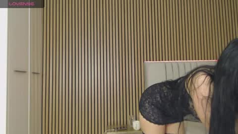 Snapshot of sensualhallie chatting on 06/21/26, 03:03 Hallie online show from 06/21/26, 03:03