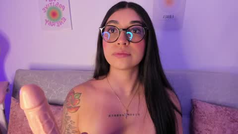 Snapshot of sensualhaven_ chatting on 01/03/25, 03:38 sensualhaven_ online show from 01/03/25, 03:38