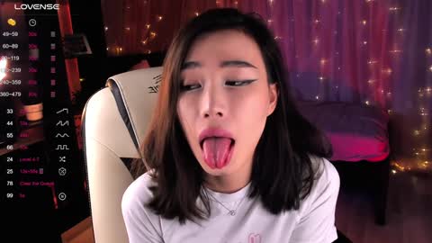 Kiki online show from 12/28/24, 06:40