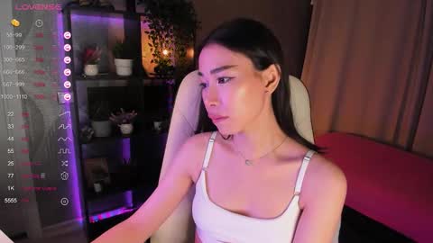 Kiki online show from 09/16/25, 03:46