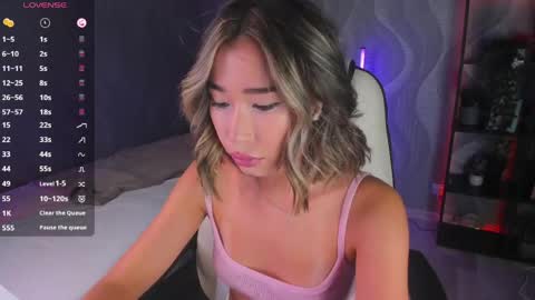 Kiki online show from 05/17/26, 02:46
