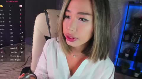 Kiki online show from 06/17/26, 03:35