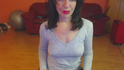 sensualmyra online show from 02/16/25, 01:38