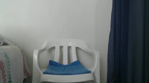 Snapshot of senyeiblack chatting on 02/23/25, 04:13 Jose online show from 02/23/25, 04:13