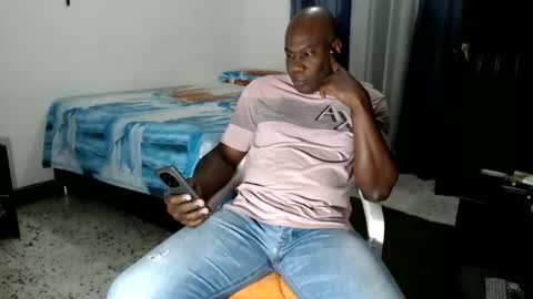 Snapshot of senyeiblack chatting on 02/01/26, 11:58 Jose online show from 02/01/26, 11:58