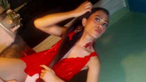 Snapshot of senyora_evangelista chatting on 04/28/26, 02:27 senyora_evangelista online show from 04/28/26, 02:27
