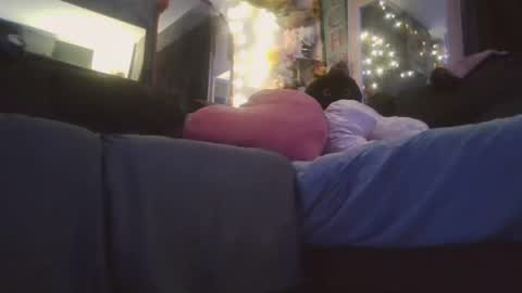 Snapshot of sequoia8888 chatting on 02/18/25, 11:44 sequoia8888 online show from 02/18/25, 11:44