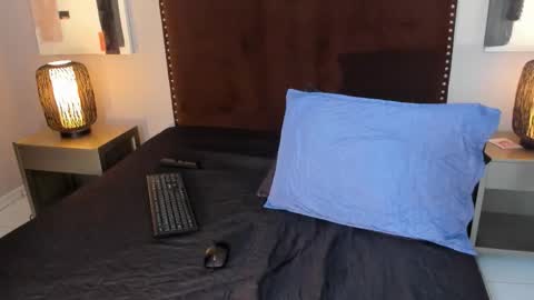 Seraphine star online show from 03/13/26, 03:35