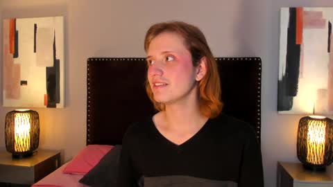 Seraphine star online show from 04/20/26, 12:46