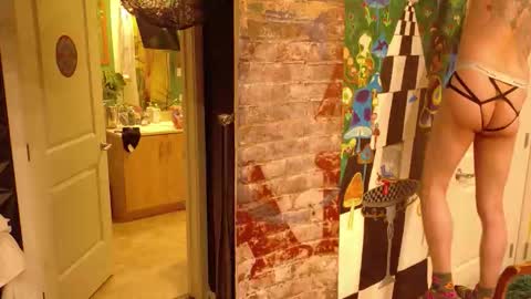 seraphyx33 online show from 11/16/25, 02:11